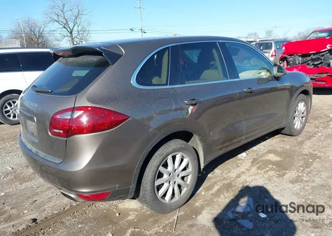 2011 Porsche Cayenne z USA, uszkodzony, nr VIN WP1AA2A28BLA01782